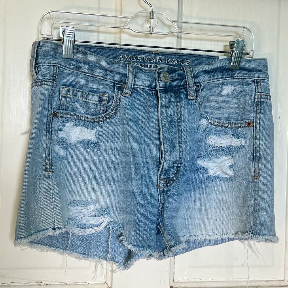 American Eagle denim shorts. Size 4